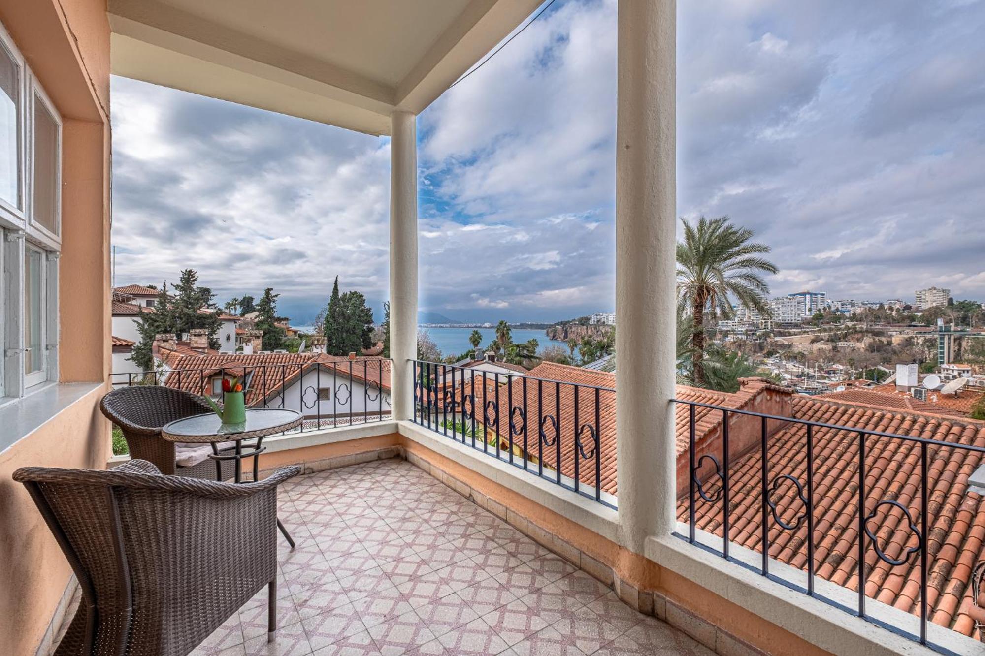 Villa Tulipan Antalya Eksteriør billede